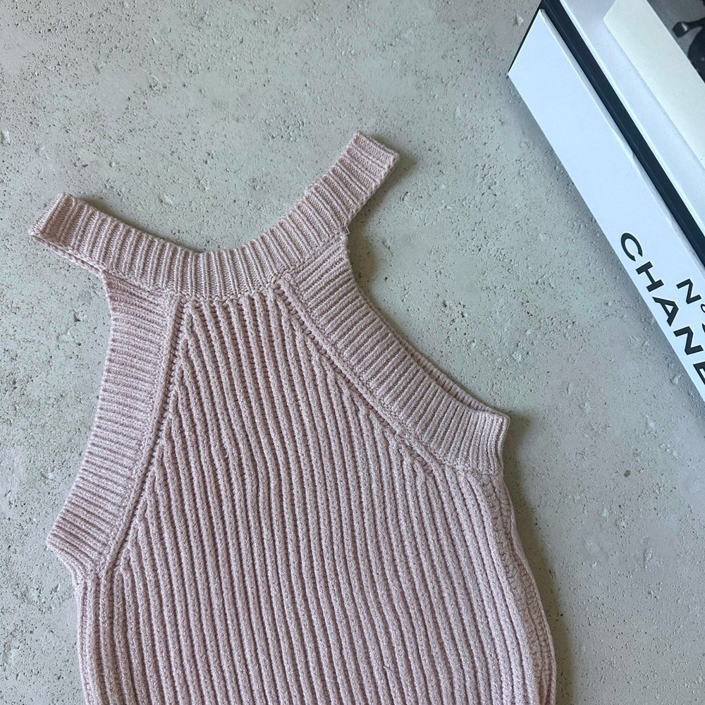 Brandy Melville Pink Knit High Neck Ribbed Sleeveless Sweater Tank Crop‎ Top OS - Picture 4 of 8